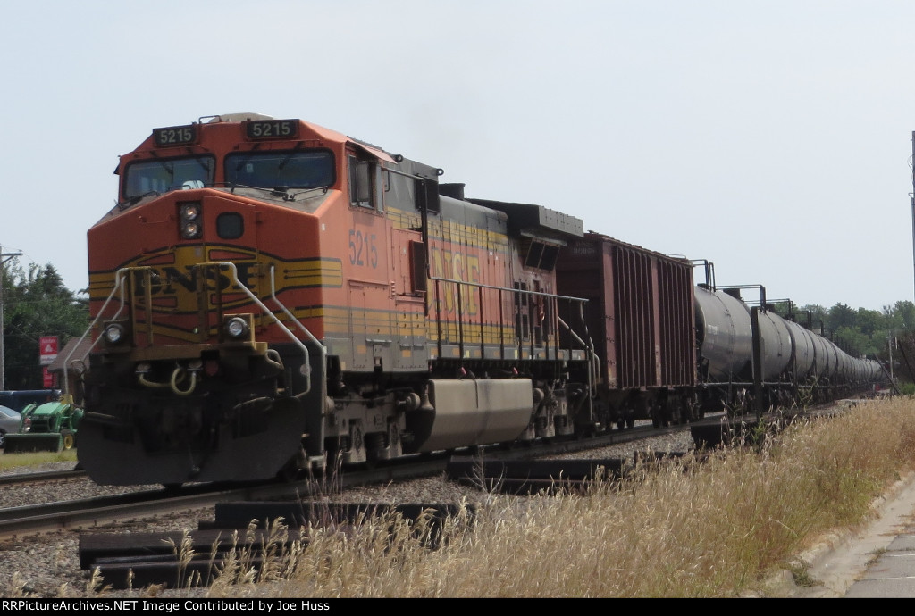 BNSF 5215 DPU